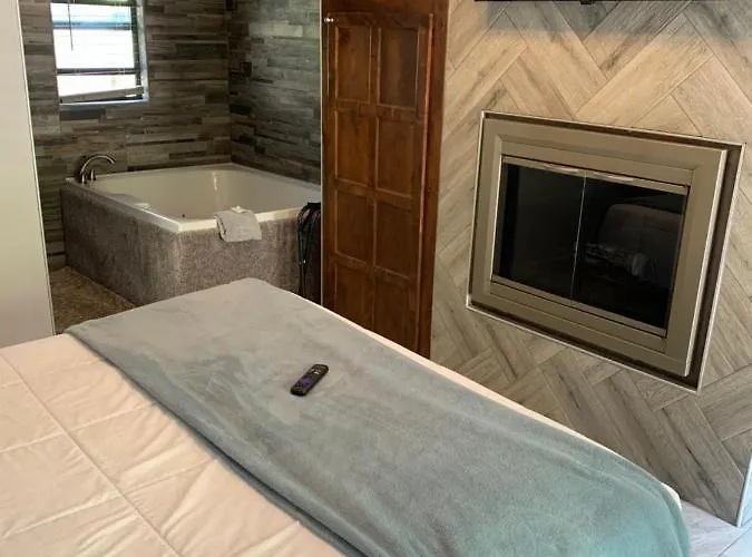 Lodge Oak Creek Terrace