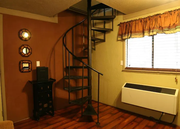 Oak Creek Terrace