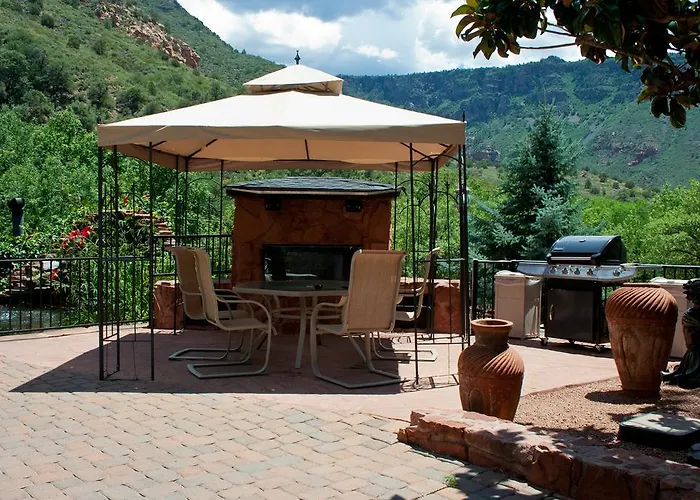Oak Creek Terrace