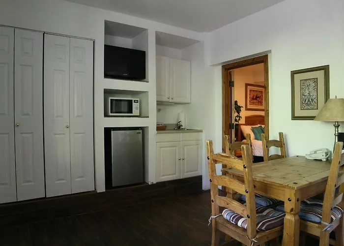 Oak Creek Terrace Lodge