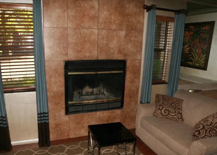 Oak Creek Terrace