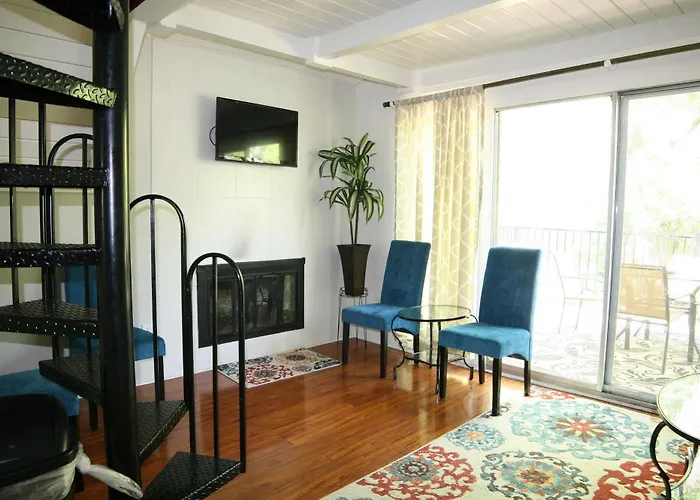 Oak Creek Terrace Lodge