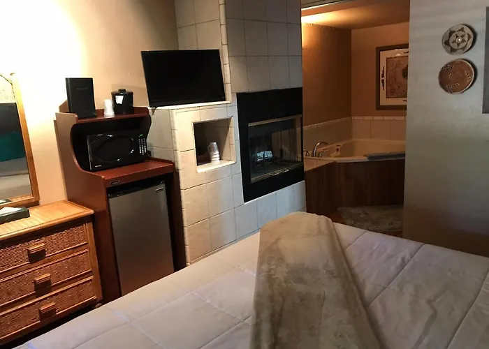 Lodge Oak Creek Terrace *